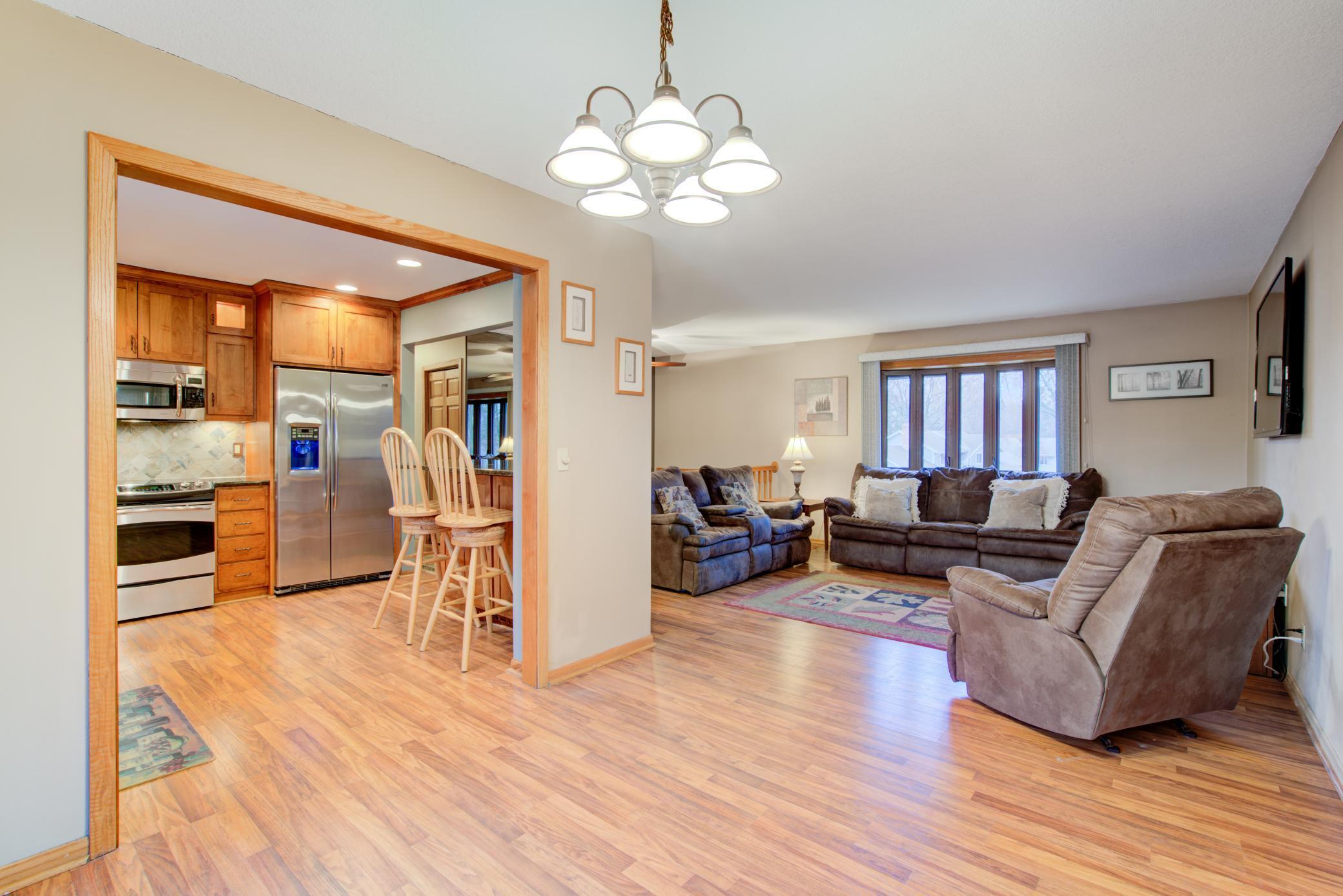 7106 Willow Road Maple Grove, MN 55369 - Photo 9 of 29 Gallery Image 9