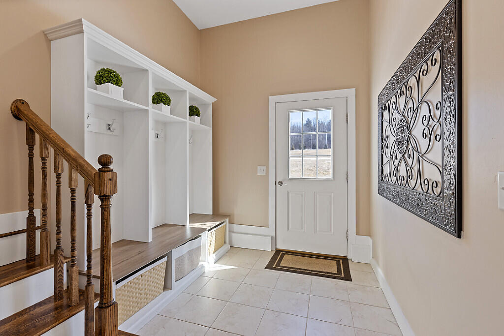 73 Norridgewock Road Fairfield, ME 04937 - Photo 9 of 32 Mud Room