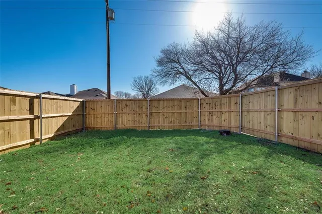 $1,950 | 1122 Rogers Lane, Duncanville, TX 75137