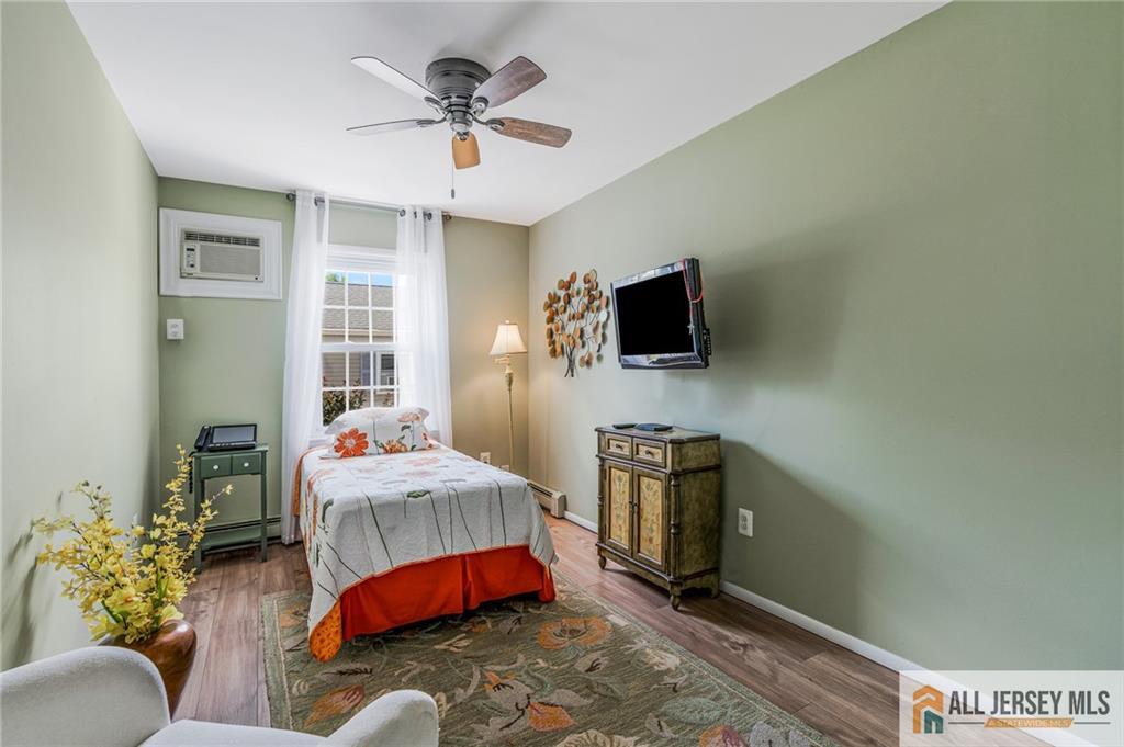 7 Center Place Middlesex, NJ 08846 - Photo 30 of 40