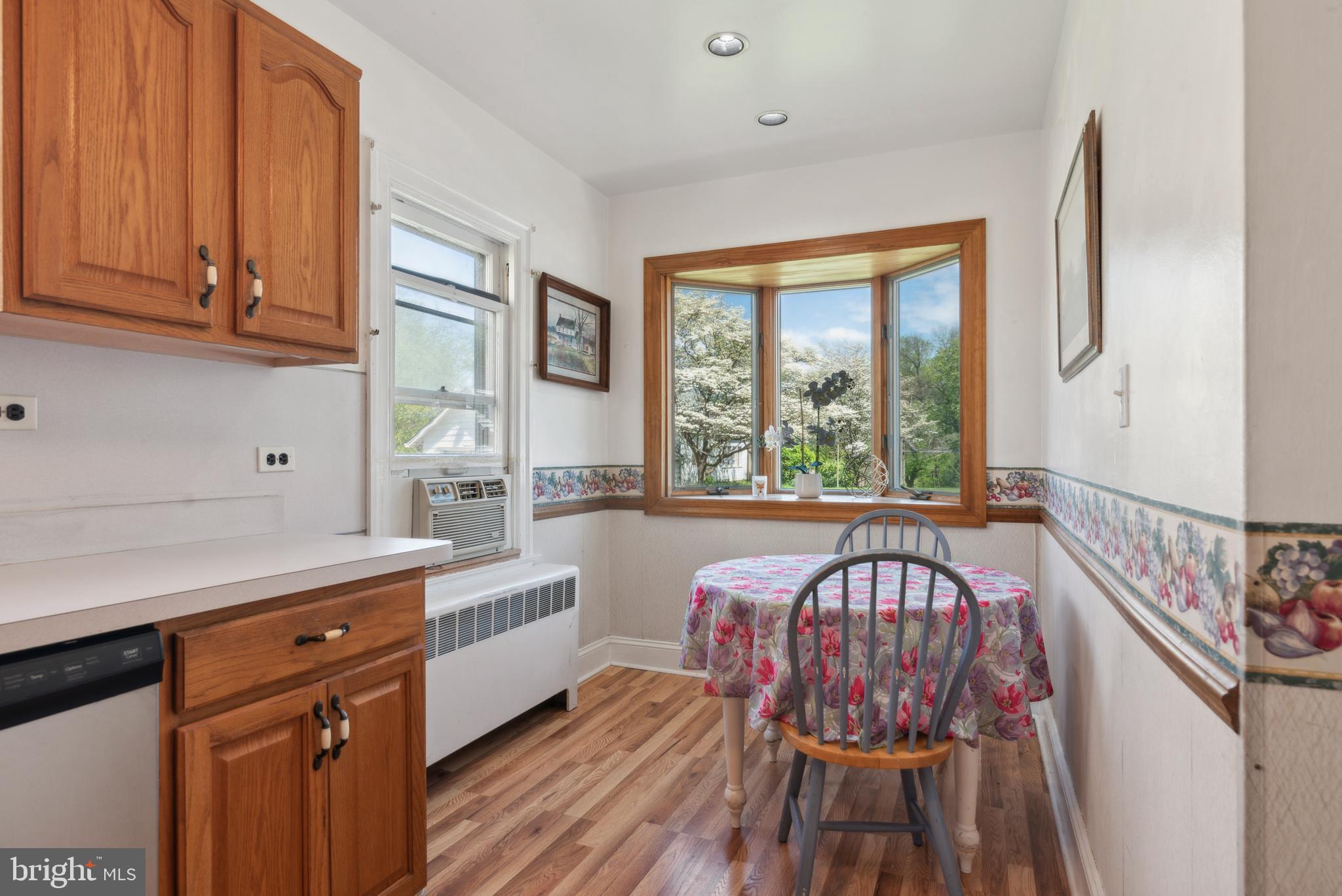 329 West Knowlton Road Media, PA 19063 - Photo 3 of 15 Breakfast Area