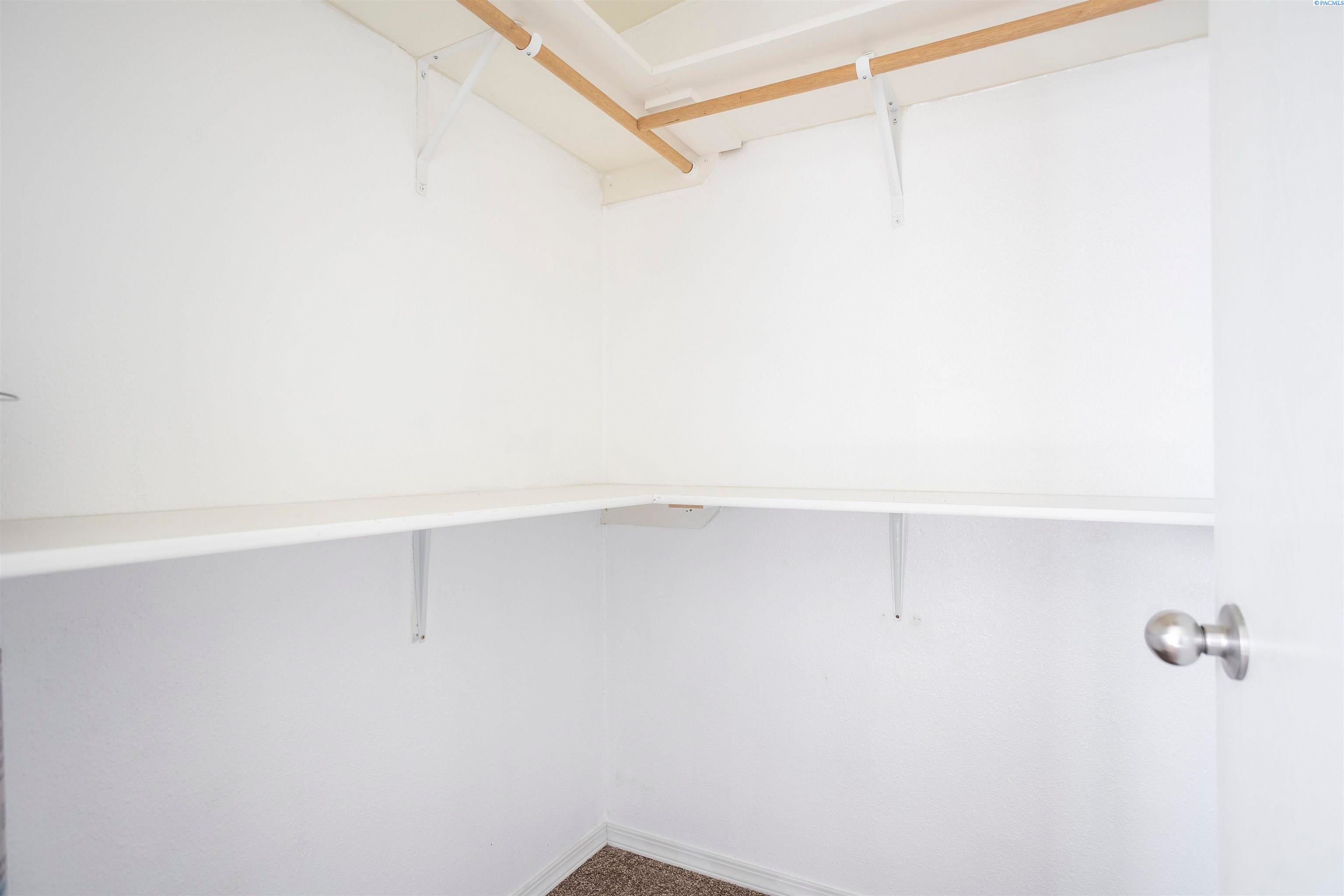 34507 South Finley Road Kennewick, WA 99337 - Photo 21 of 50 Gallery Image 21