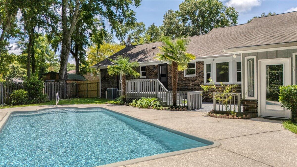 211 Turtle Cove Road Summerville, SC 29485 - Photo 2 of 40 43-211 Turtle Cove Rd-41