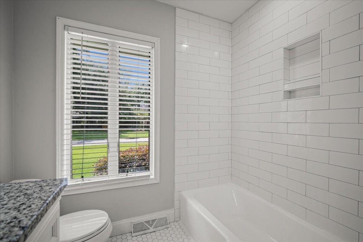 211 Turtle Cove Road Summerville, SC 29485 - Photo 26 of 40 26-211 Turtle Cove Rd-20