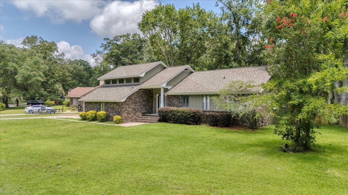 211 Turtle Cove Road Summerville, SC 29485 - Photo 4 of 40 03-211 Turtle Cove Rd-33