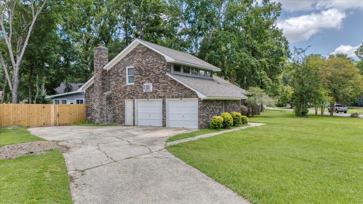 211 Turtle Cove Road Summerville, SC 29485 - Photo 5 of 40 01-211 Turtle Cove Rd-31