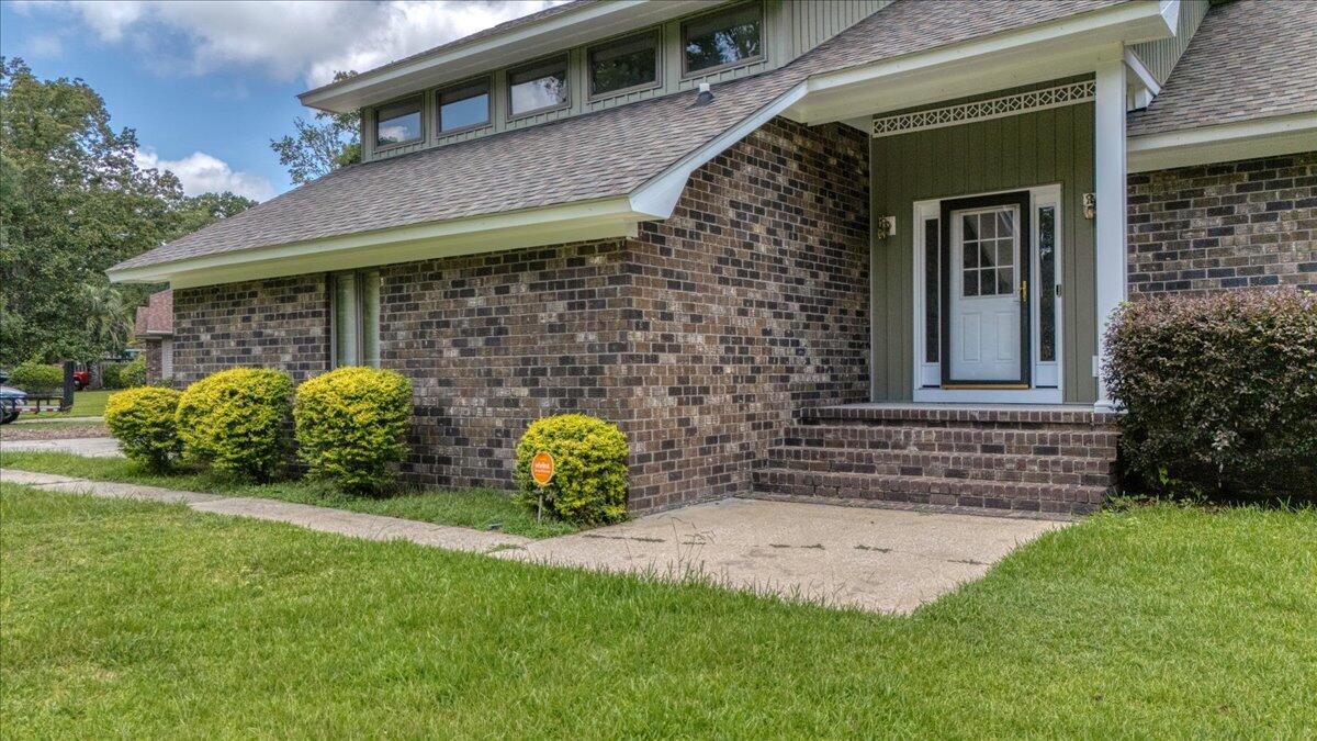 211 Turtle Cove Road Summerville, SC 29485 - Photo 8 of 40 04-211 Turtle Cove Rd-34