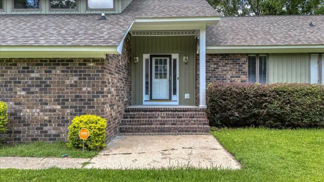 $399,500 | 211 Turtle Cove Road, Summerville, SC 29485