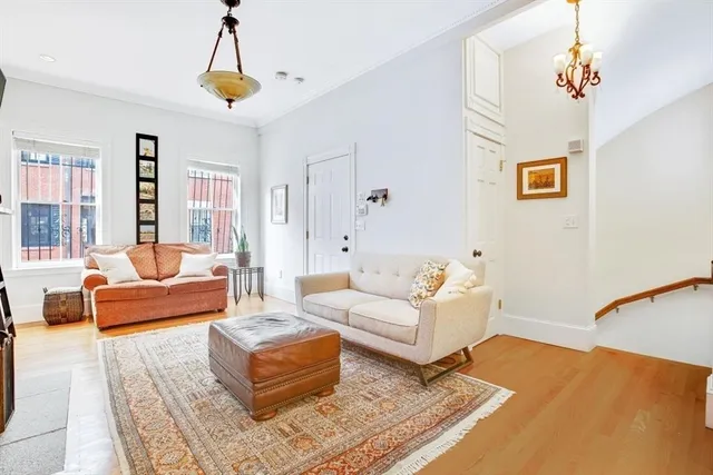 $6,000 | 5 Bond Street, Unit 1, Boston, MA 02118