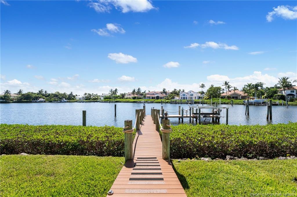 2440 Bahia Way Stuart, FL 34996 - Photo 32 of 67