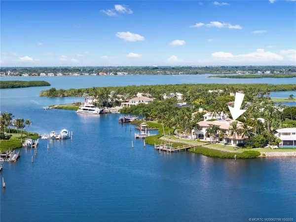 $6,900,000 | 2440 Bahia Way, Stuart, FL 34996