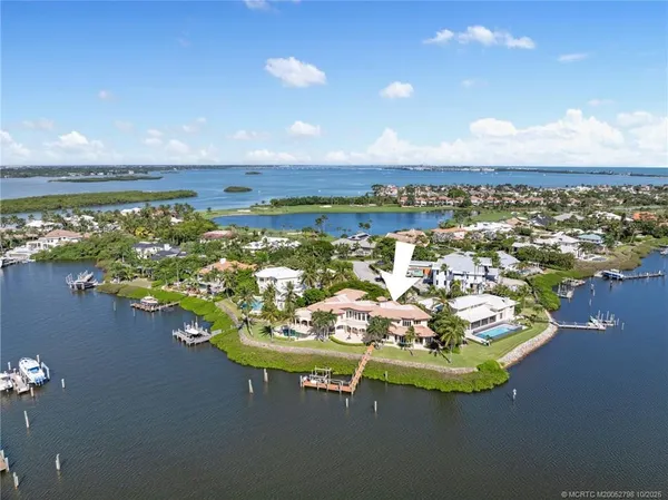 $6,900,000 | 2440 Bahia Way, Stuart, FL 34996