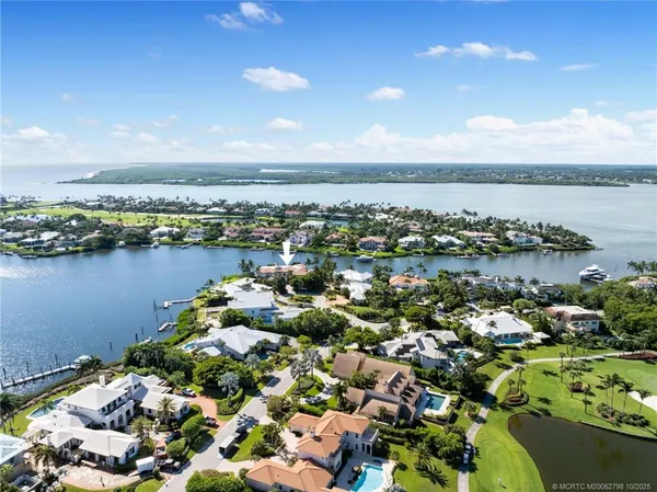 $6,900,000 | 2440 Bahia Way, Stuart, FL 34996