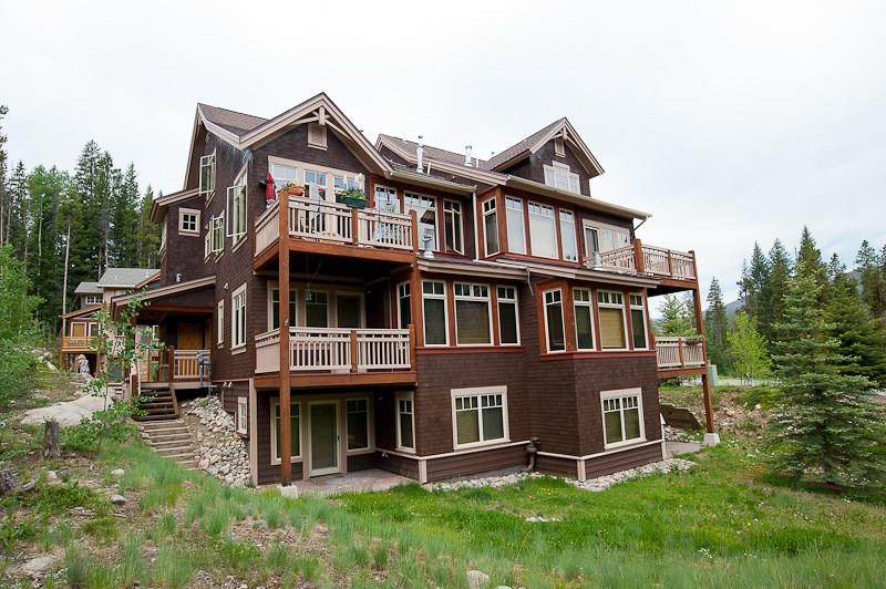 188 Tip Top Trail, Unit 6559 Keystone, CO 80435 - Photo 2 of 24 a front view of a house with a yard