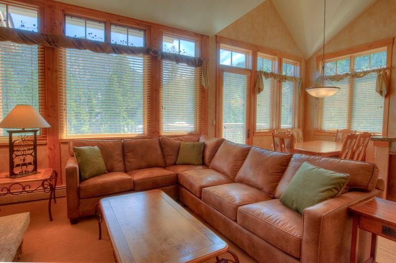 188 Tip Top Trail, Unit 6559 Keystone, CO 80435 - Photo 5 of 24 a living room with furniture and a large window