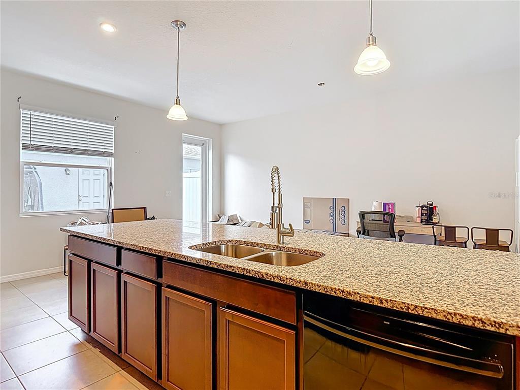 2343 Pergola Way Odessa, FL 33556 - Photo 11 of 45