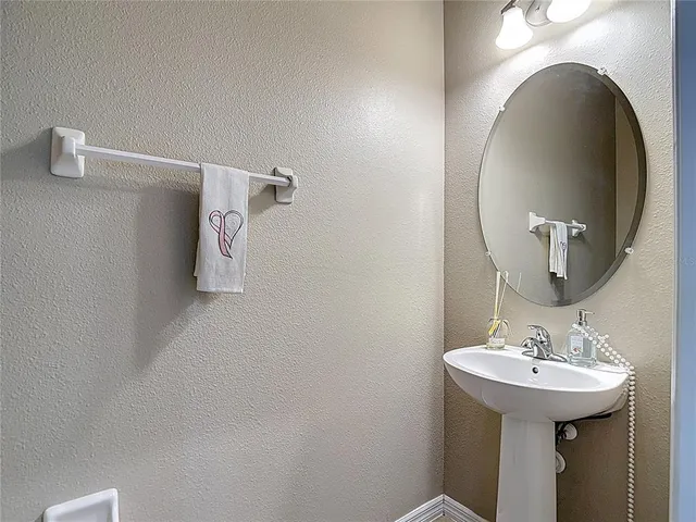 $2,600 | 2343 Pergola Way, Odessa, FL 33556