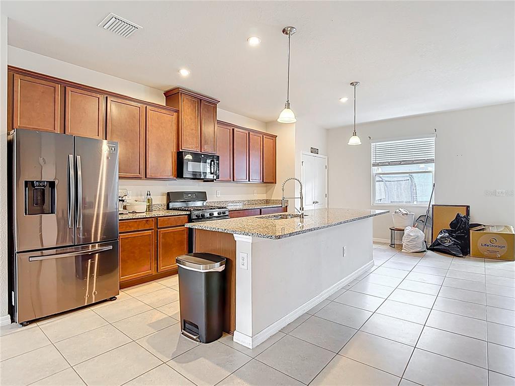 2343 Pergola Way Odessa, FL 33556 - Photo 8 of 45