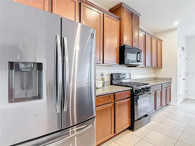 $2,600 | 2343 Pergola Way, Odessa, FL 33556