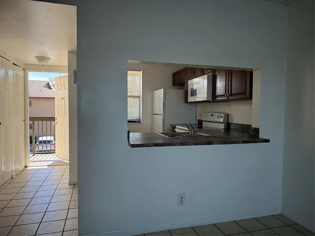 $1,850 | 10007 Winding Lake Road, Unit 204, Sunrise, FL 33351