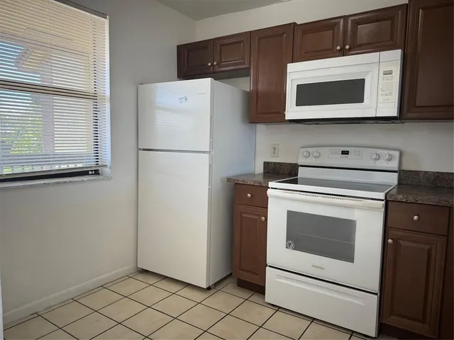 $1,850 | 10007 Winding Lake Road, Unit 204, Sunrise, FL 33351