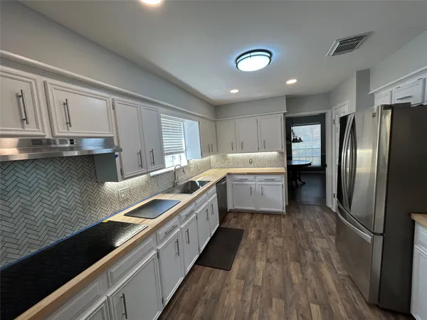 $340,000 | 1415 Corral Drive, Houston, TX 77090