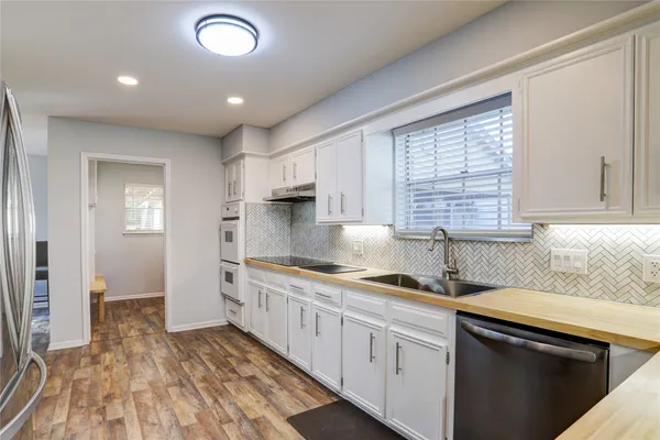 $340,000 | 1415 Corral Drive, Houston, TX 77090
