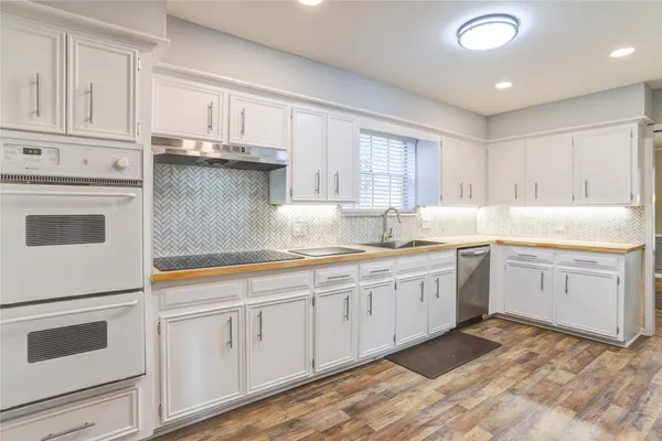 $340,000 | 1415 Corral Drive, Houston, TX 77090
