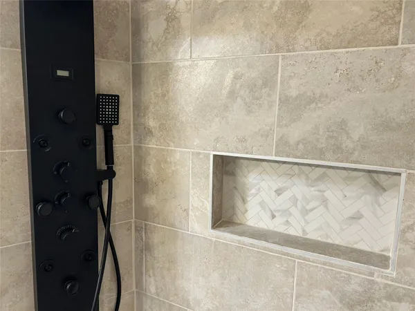 $340,000 | 1415 Corral Drive, Houston, TX 77090