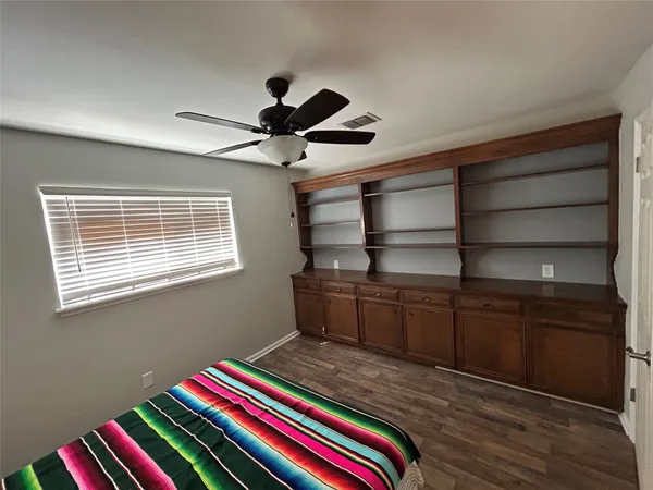 $340,000 | 1415 Corral Drive, Houston, TX 77090