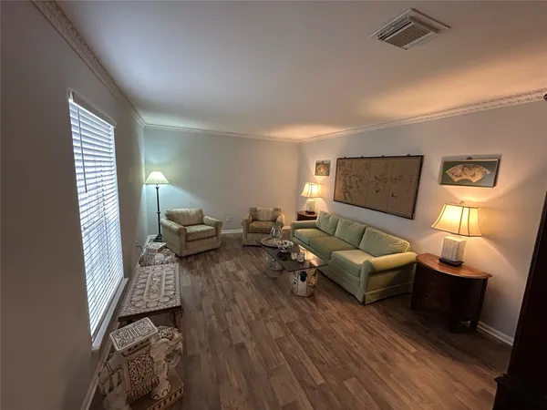 $340,000 | 1415 Corral Drive, Houston, TX 77090