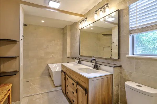 $340,000 | 1415 Corral Drive, Houston, TX 77090