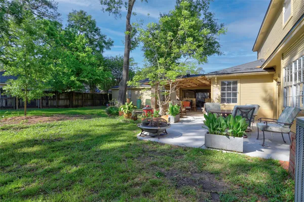 $340,000 | 1415 Corral Drive, Houston, TX 77090