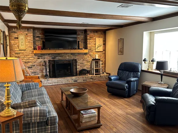 $340,000 | 1415 Corral Drive, Houston, TX 77090