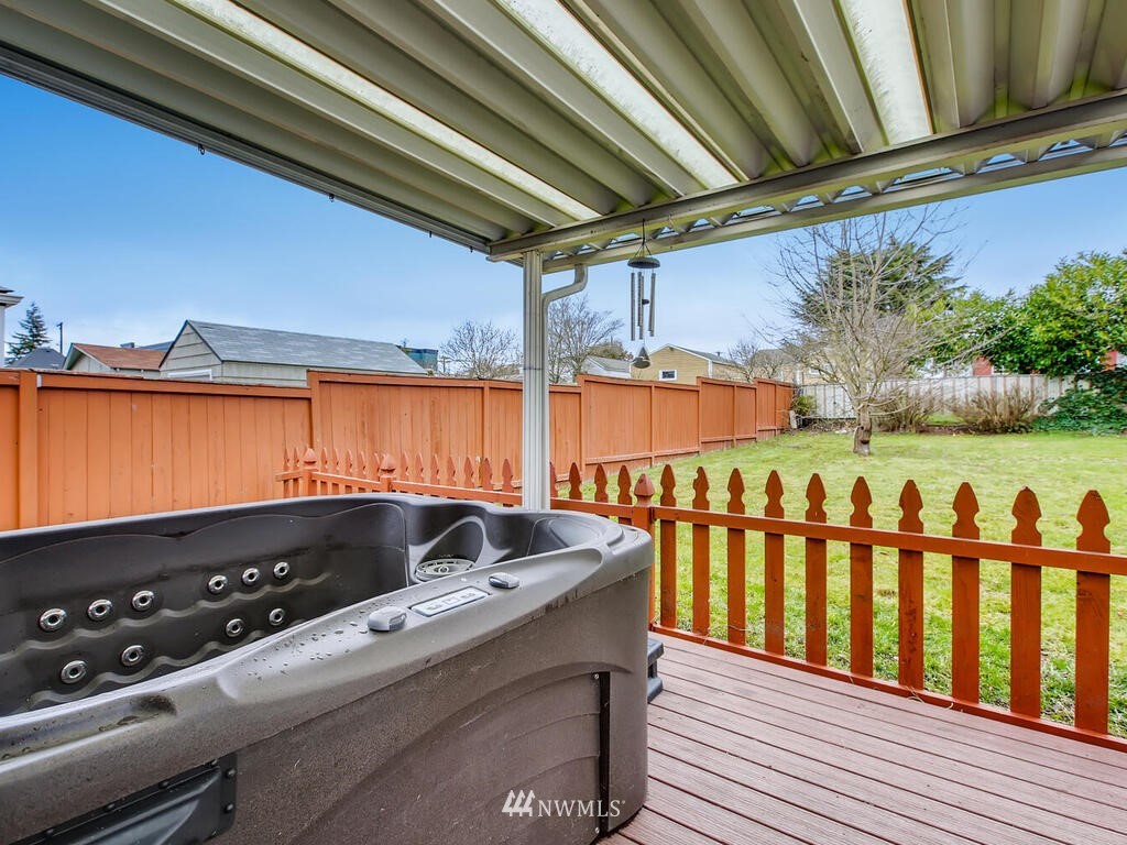623 South Rochester Street Tacoma, WA 98465 - Photo 14 of 19