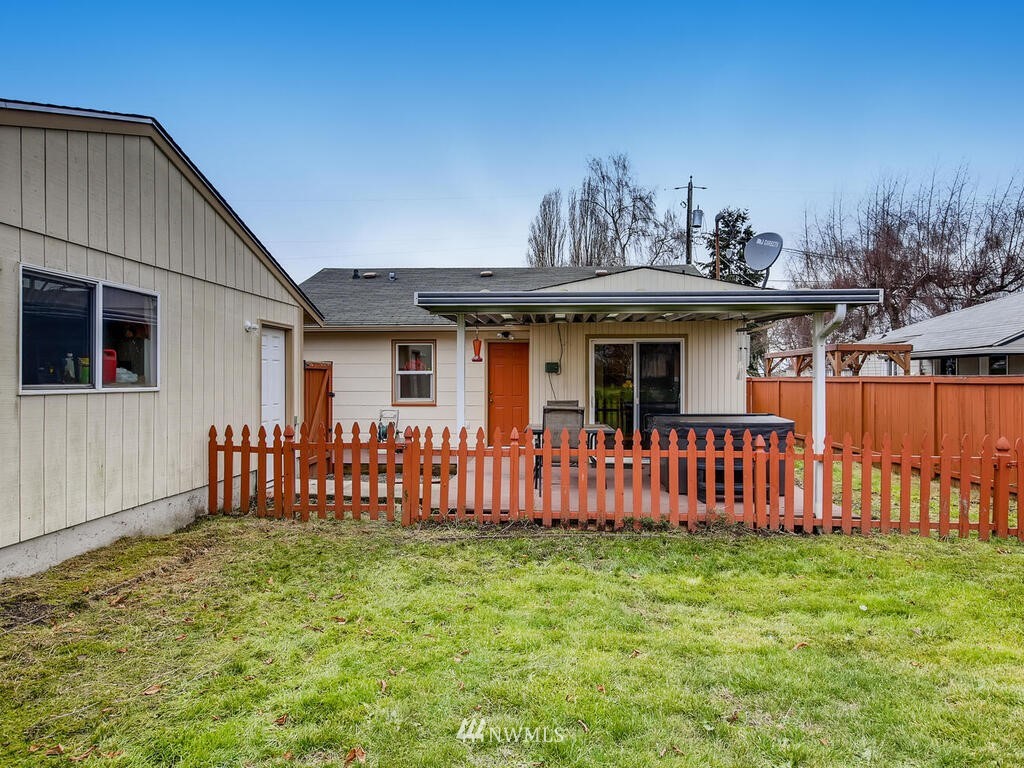 623 South Rochester Street Tacoma, WA 98465 - Photo 17 of 19