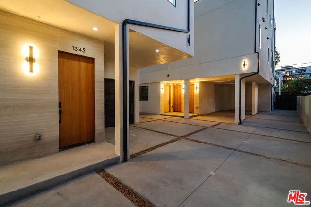 $6,875 | 1343 South Ogden Drive, Los Angeles, CA 90019