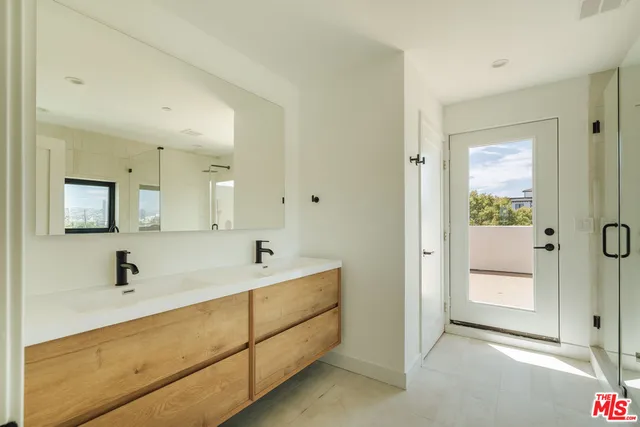 $6,875 | 1343 South Ogden Drive, Los Angeles, CA 90019