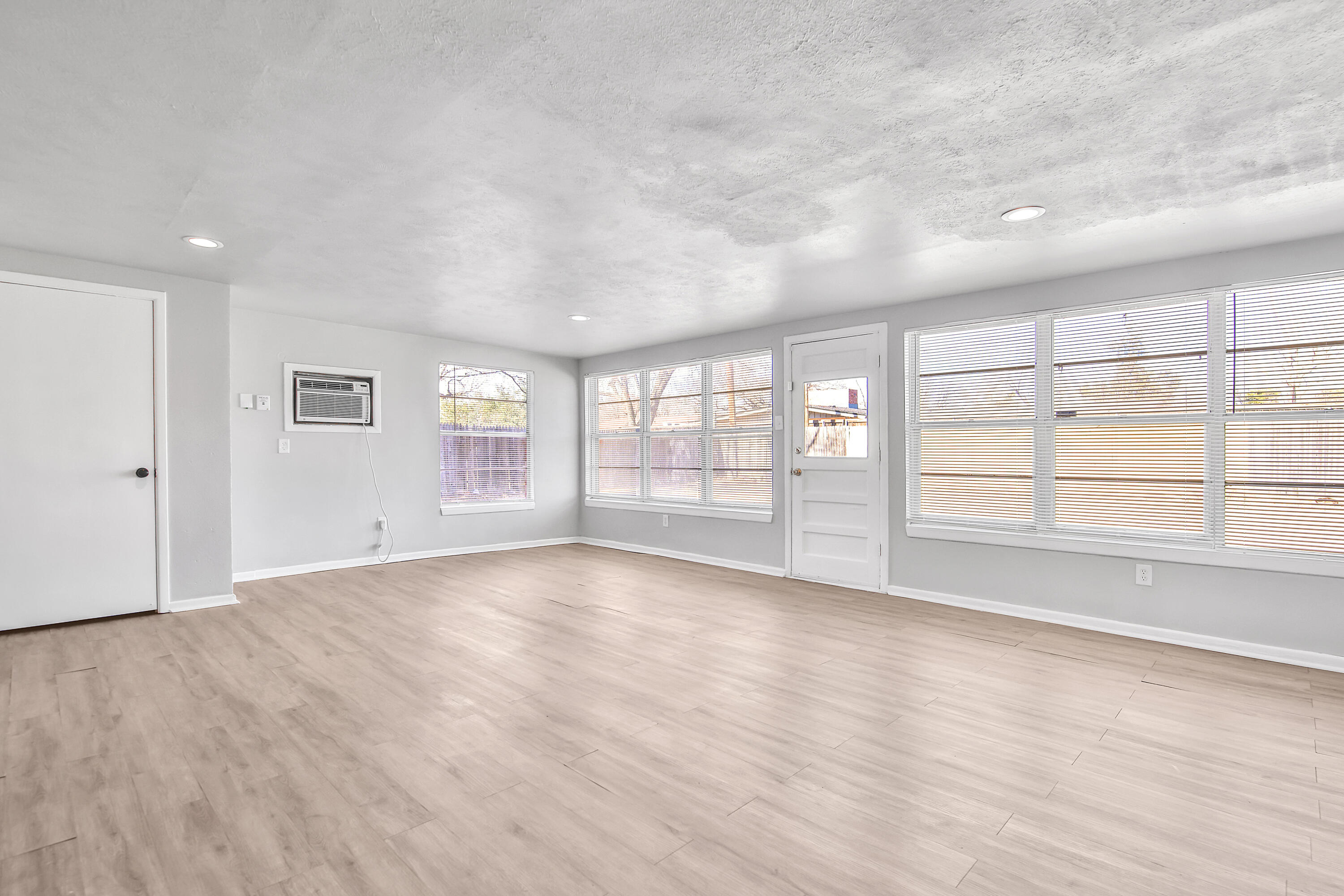 2510 58th Street Lubbock, TX 79413 - Photo 31 of 34 1L1A9267