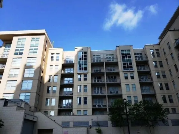 $3,000 | 2323 North Houston Street, Unit 516, Dallas, TX 75219