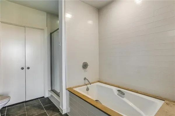 $3,000 | 2323 North Houston Street, Unit 516, Dallas, TX 75219