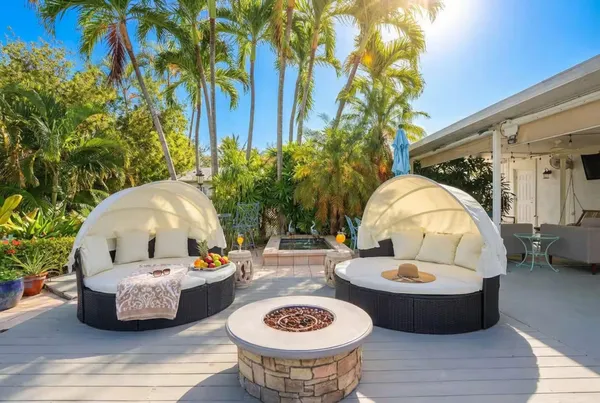 $7,000 | 1905 Meadow Court, Palm Springs, FL 33406