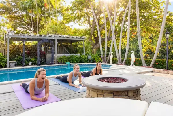 $7,000 | 1905 Meadow Court, Palm Springs, FL 33406