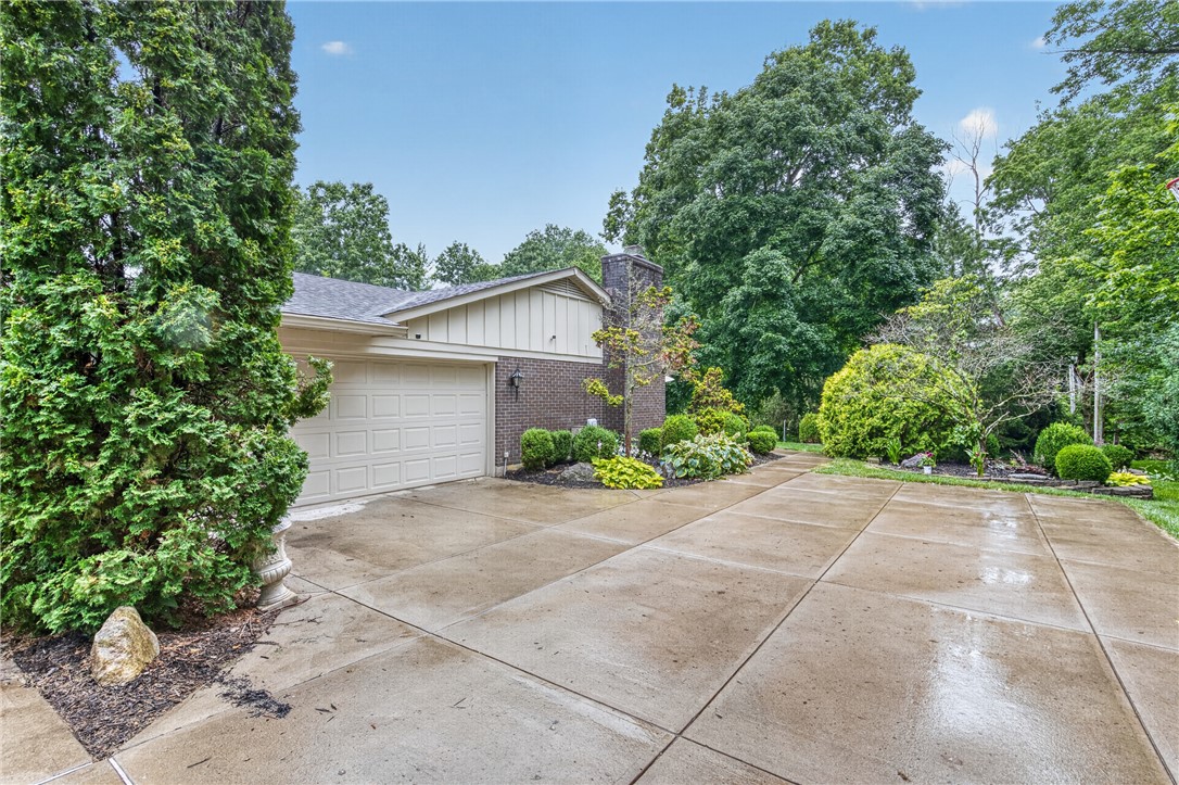 1480 Ambridge Road Dayton, OH 45459 - Photo 4 of 46 Gallery Image 4