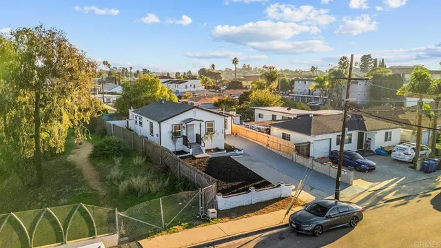 $3,500 | 1948 East 16th Street, National City, CA 91950