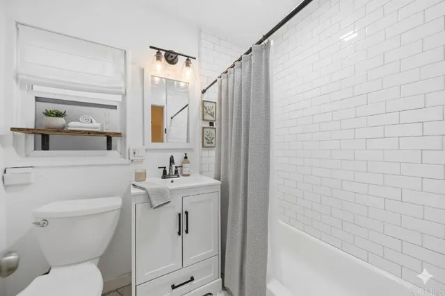 $3,500 | 1948 East 16th Street, National City, CA 91950