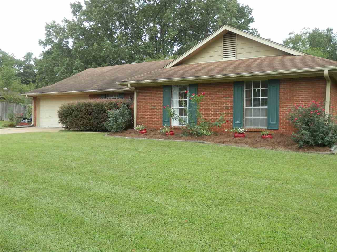 143 Spring Cove Brandon, MS 39042 - Photo 2 of 19 Photo 2