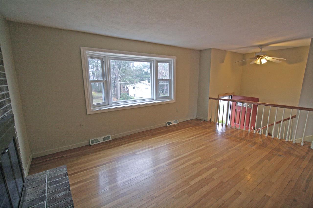 8 Norwich Road Nashua, NH 03062 - Photo 4 of 25