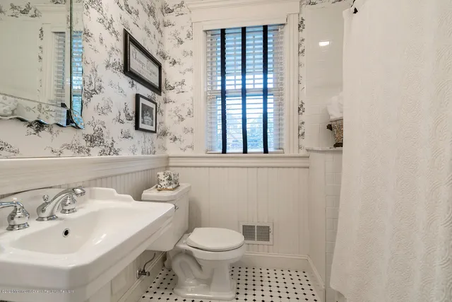 $6,500 | 408 Tuttle Avenue, Spring Lake, NJ 07762