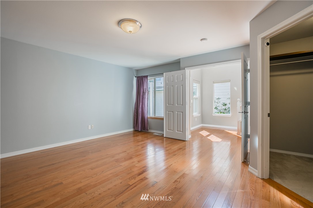 18824 19th Drive Southeast Bothell, WA 98012 - Photo 12 of 25 Gallery Image 12